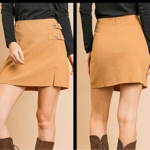 EUC Umgee Classic Desk - Dinner Cute Lined Tan Mini Skirt Size M